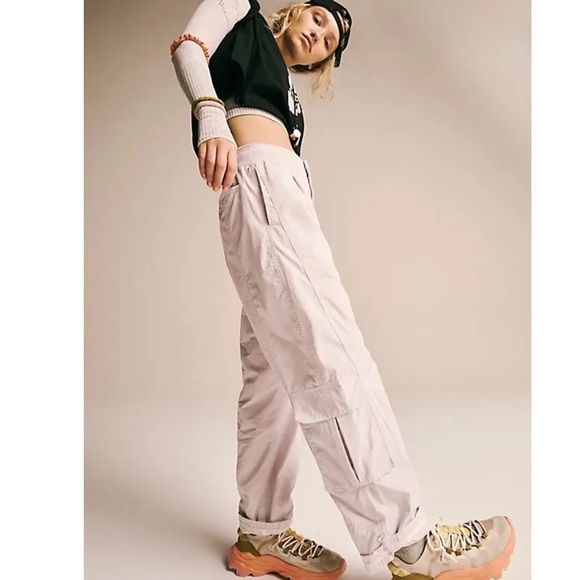 Mesmerize Me Pants -
COLOR- BLOSSOM
NWOT
FP Movement - Picture 3 of 9